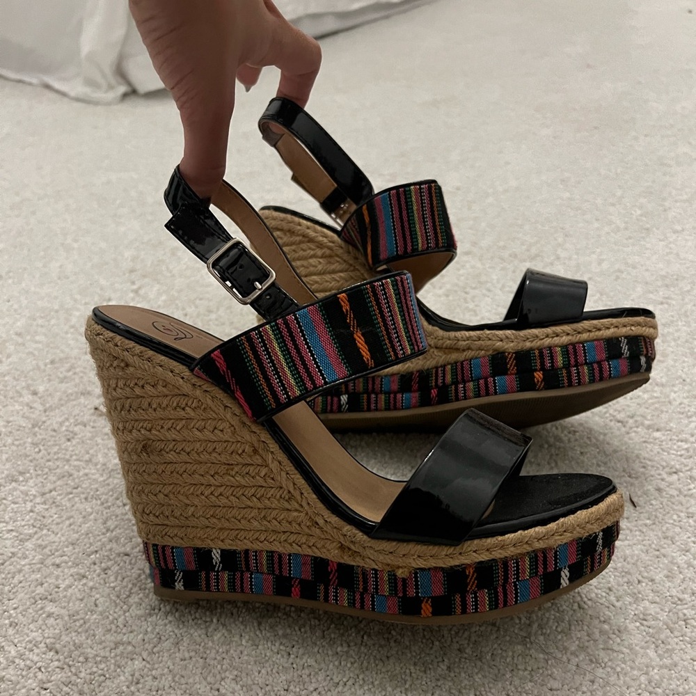 WEDGES - Picture 3 of 5
